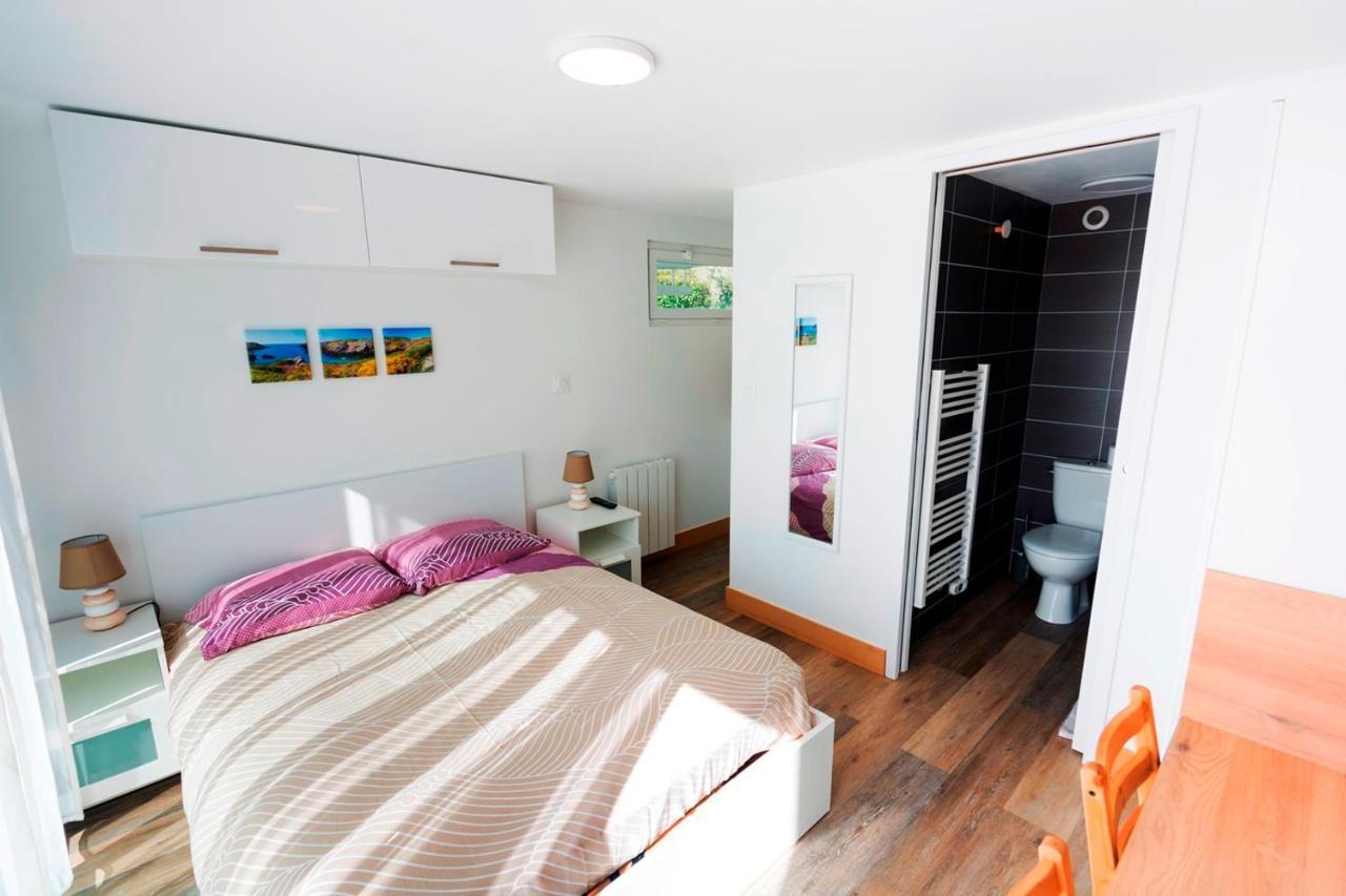 Lomener - La Goelette - 1 Appartement Avec 2 Chambres Et 2 Studios A 450M De La Plage Ploemeur Bagian luar foto