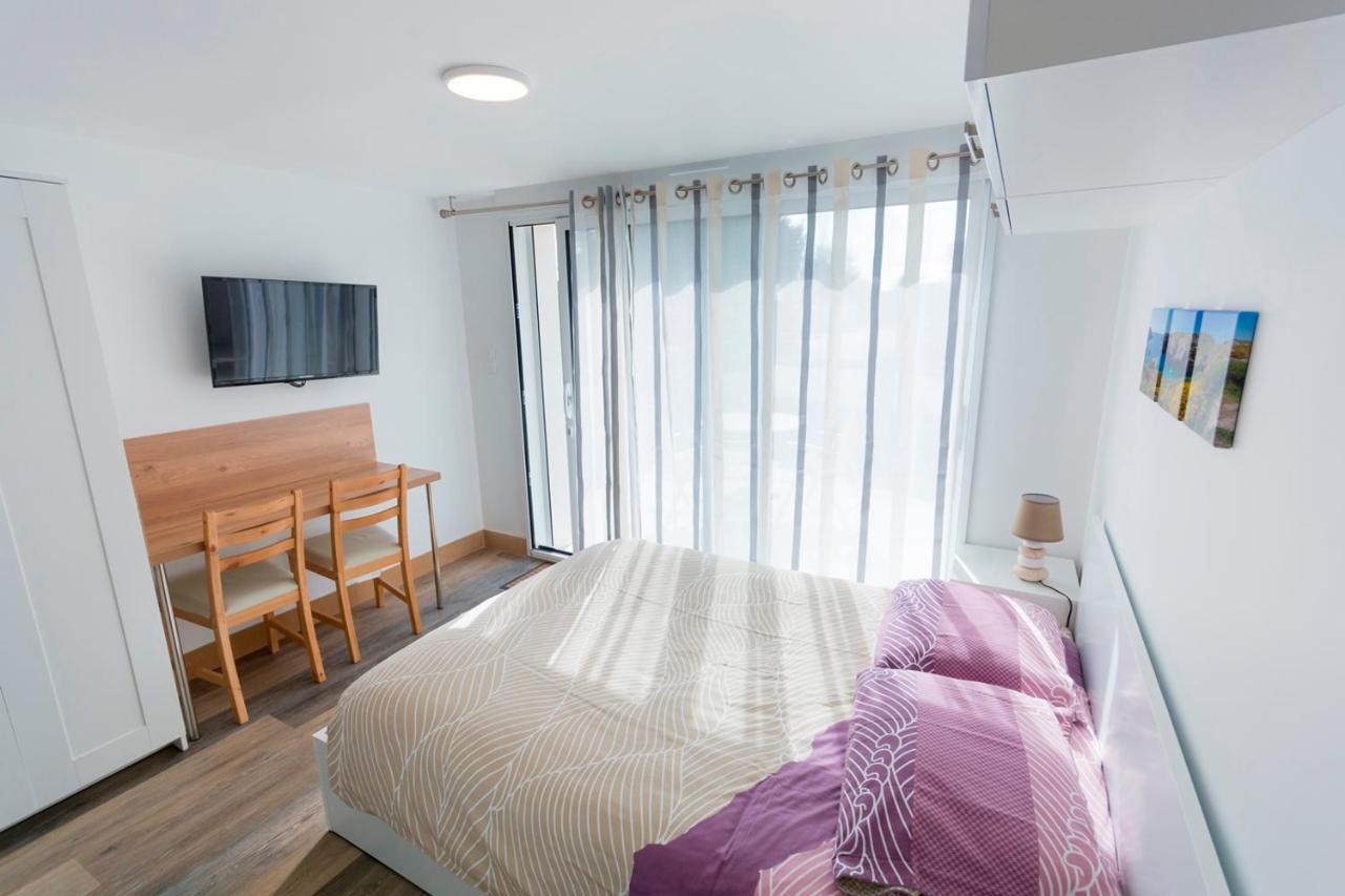 Lomener - La Goelette - 1 Appartement Avec 2 Chambres Et 2 Studios A 450M De La Plage Ploemeur Bagian luar foto